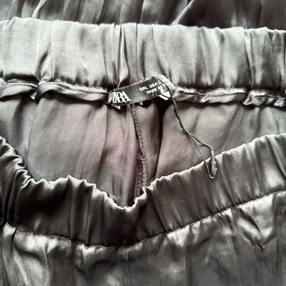 Black Zara silk skirt
